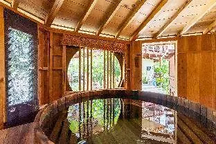 Island Breeze - Round House With Bbq - Wooden Hot Tub - Beach Onna Exterior photo